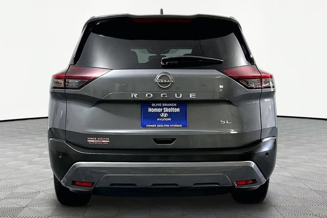 Used 2023 Nissan Rogue SL FWD image 5