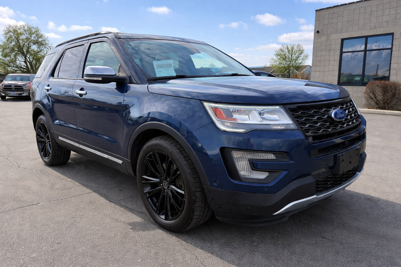Used 2017 Ford Explorer Platinum image 24