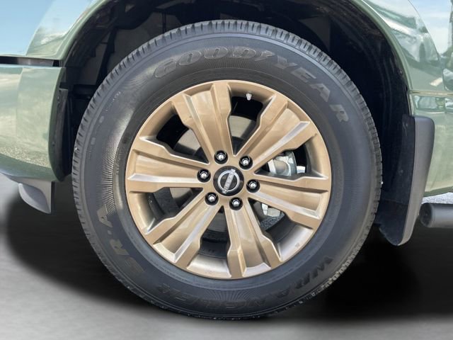 Certified 2024 Nissan Titan SV w/ SV Bronze Edition Package image 45