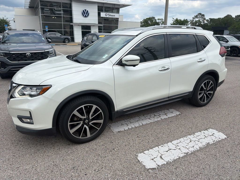 Used 2019 Nissan Rogue SL w/ Premium Package FWD image 1