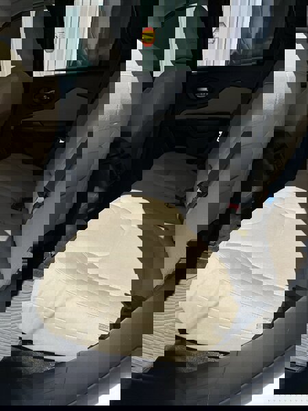 Used 2015 Jeep Cherokee Latitude w/ Comfort/Convenience Group image 21