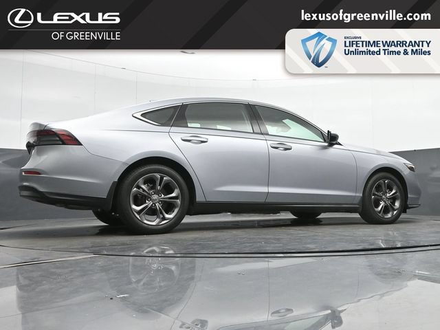 Used 2023 Honda Accord EX image 30