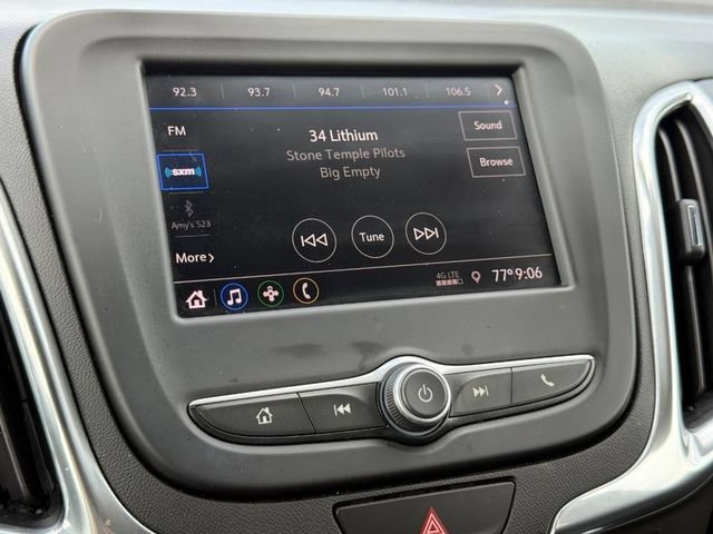 Used 2020 Chevrolet Equinox LT FWD image 16