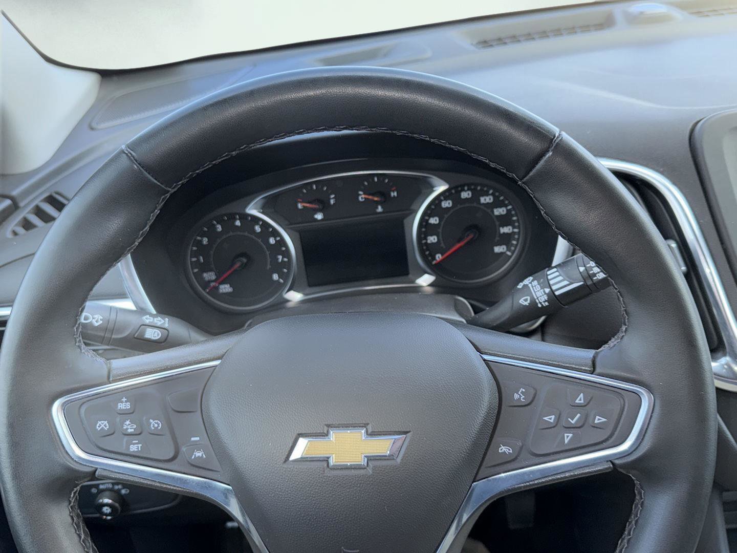 Used 2024 Chevrolet Equinox LT FWD image 29