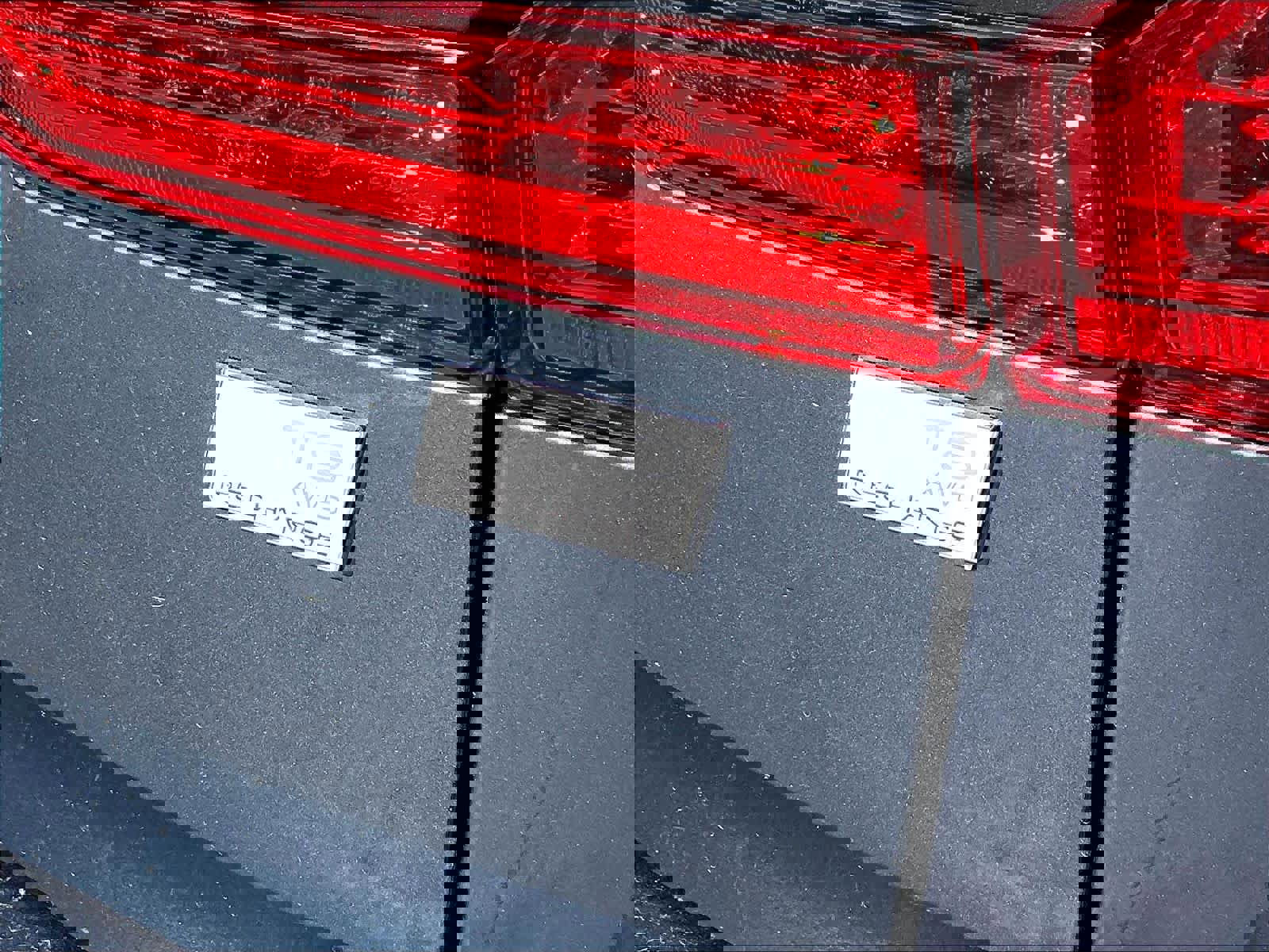 Used 2023 Volvo XC60 T8 Plus w/ Climate Package image 11