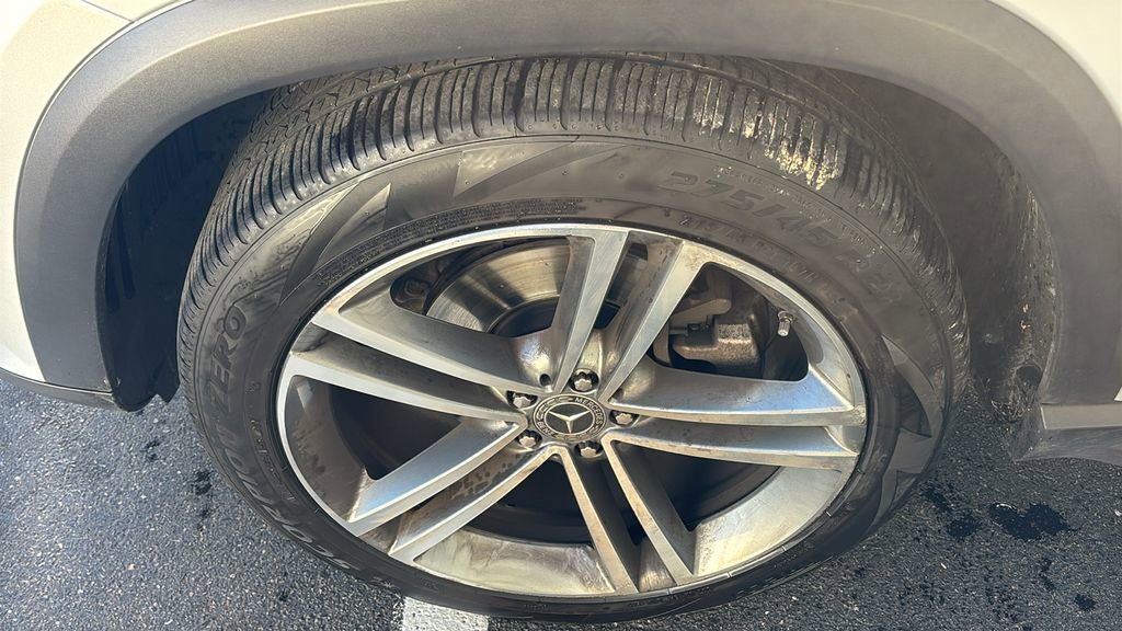 Used 2020 Mercedes-Benz GLE 350 4MATIC image 34