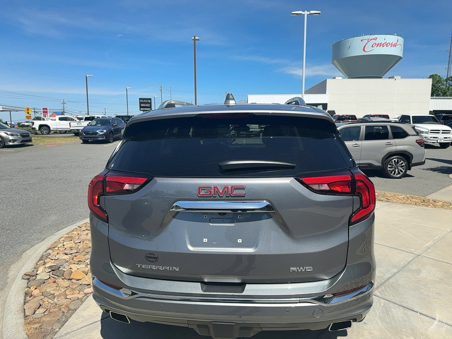 Used 2020 GMC Terrain Denali w/ Denali Premium Package AWD/4WD image 7