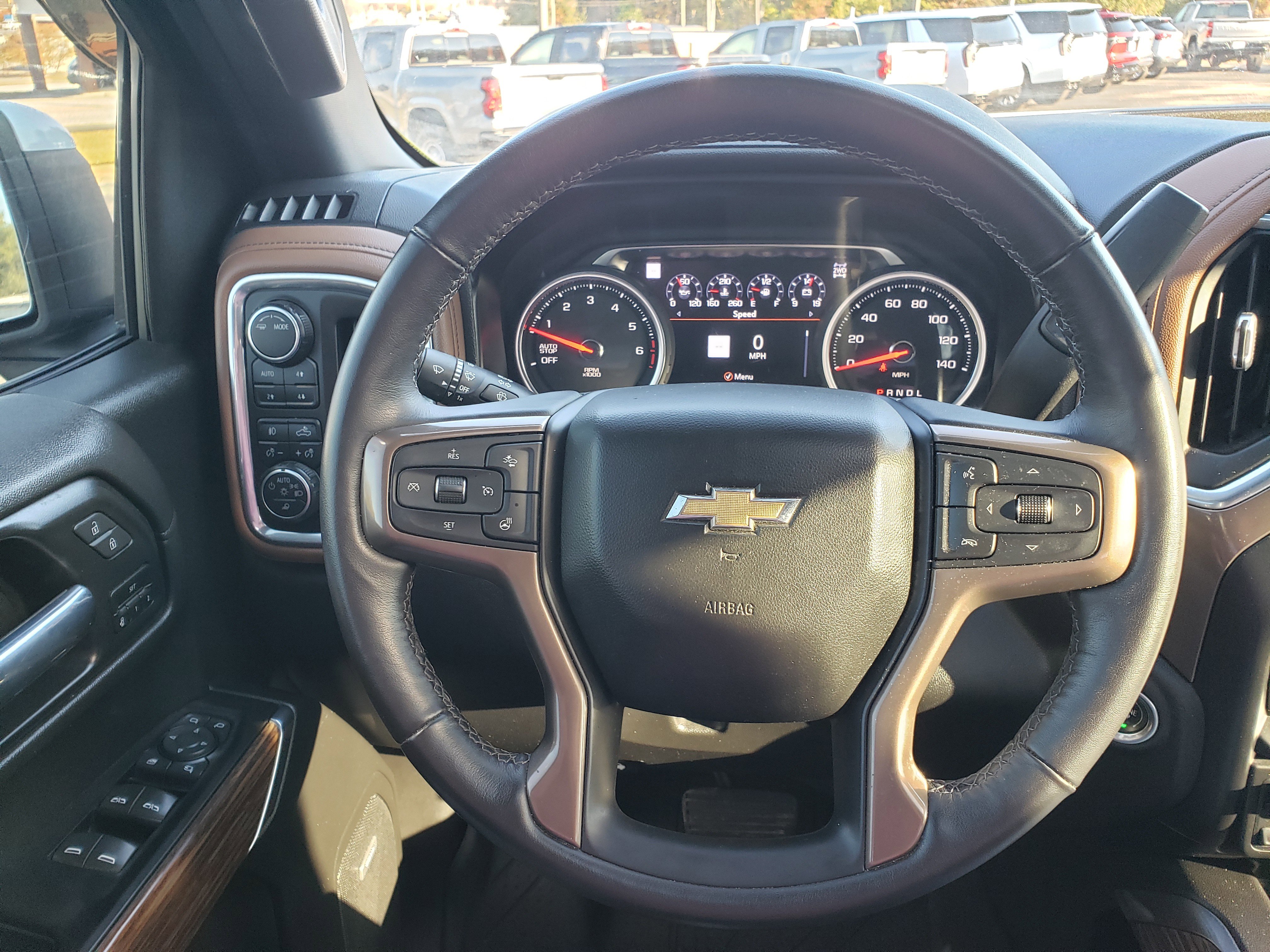 Used 2024 Chevrolet Silverado 1500 High Country w/ Technology Package image 16