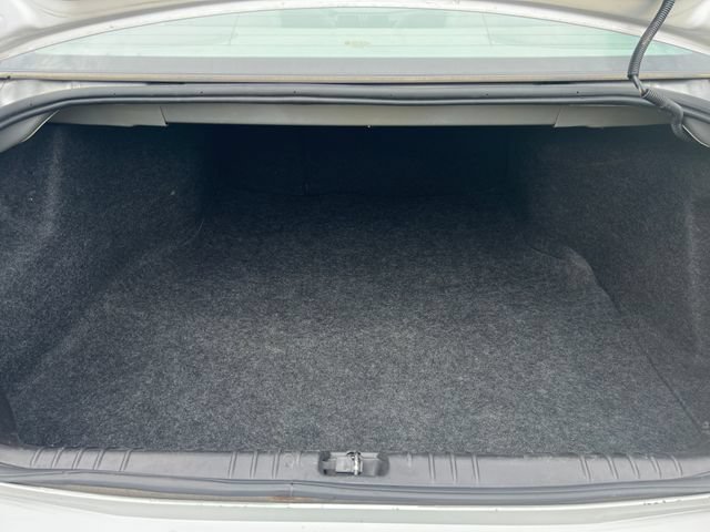 Used 2015 Chevrolet Impala LT w/ LT Sunroof Package FWD image 11