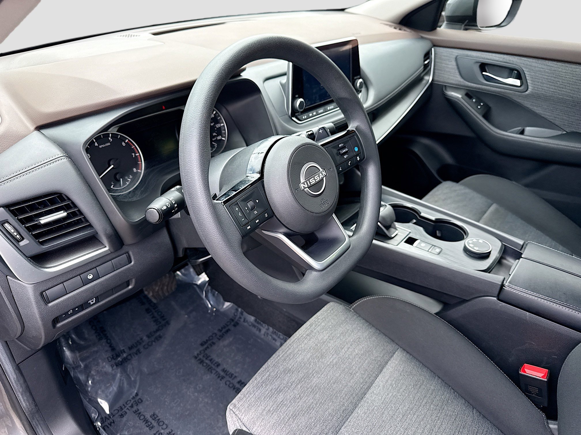 Used 2023 Nissan Rogue SV image 25