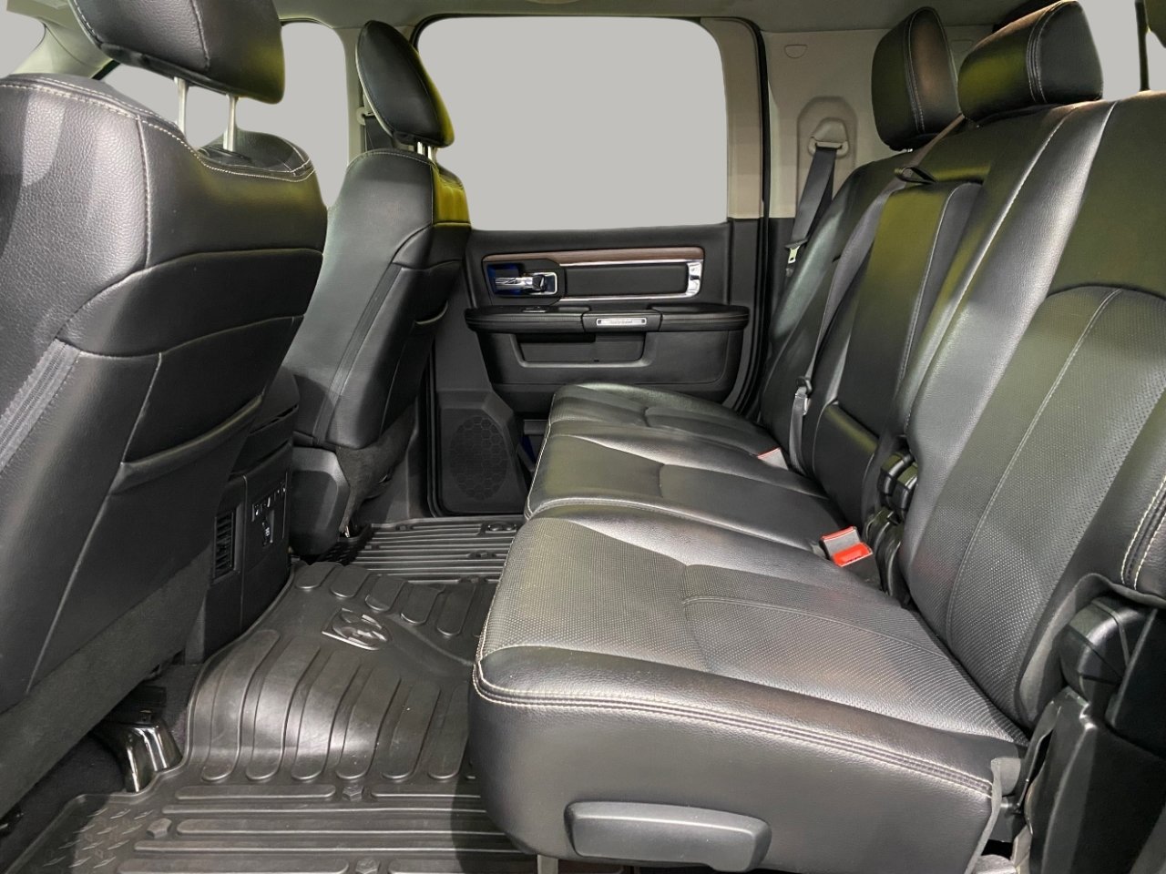 Used 2018 RAM 2500 Laramie image 22