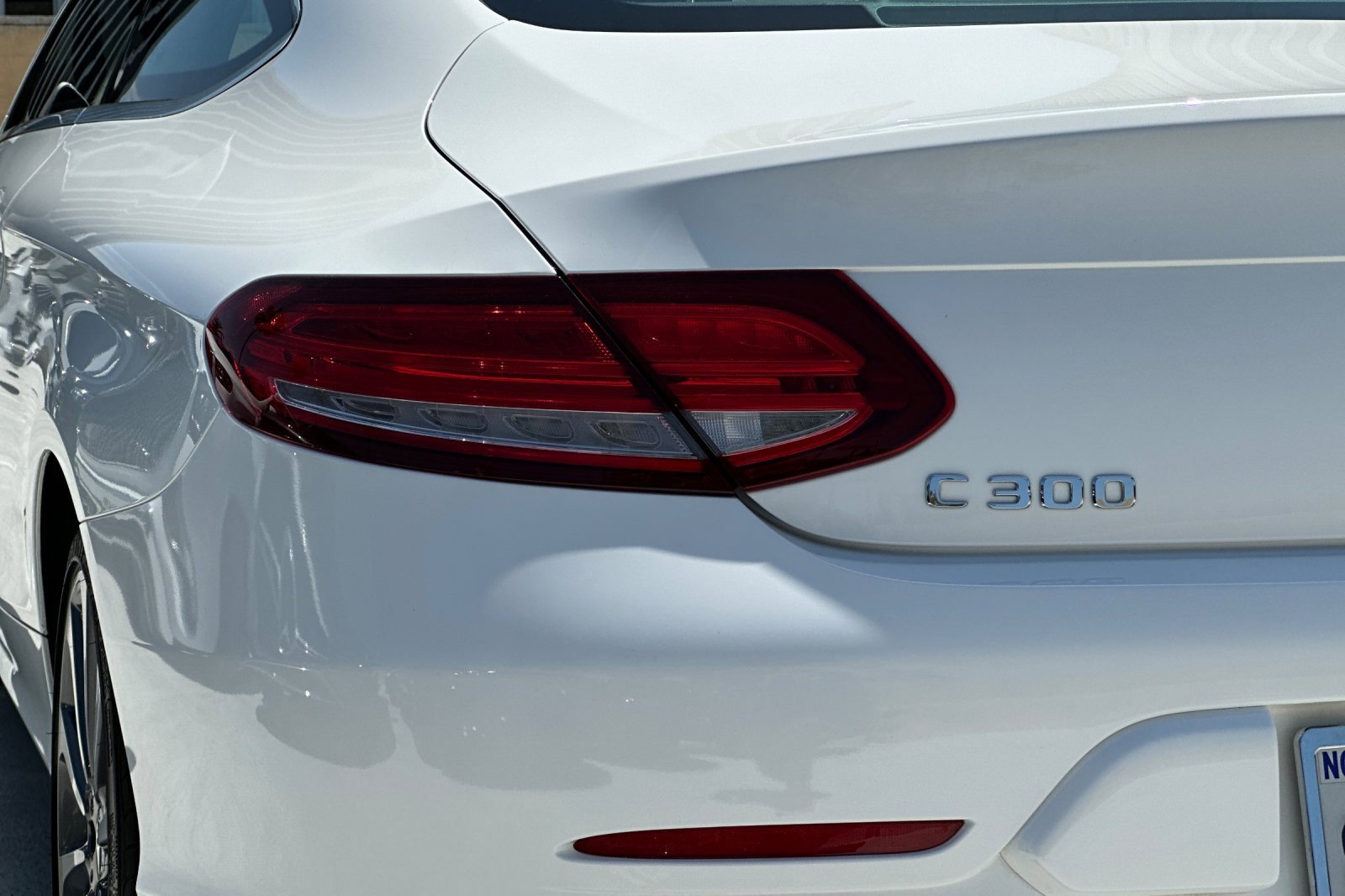 Used 2018 Mercedes-Benz C 300 Coupe image 23
