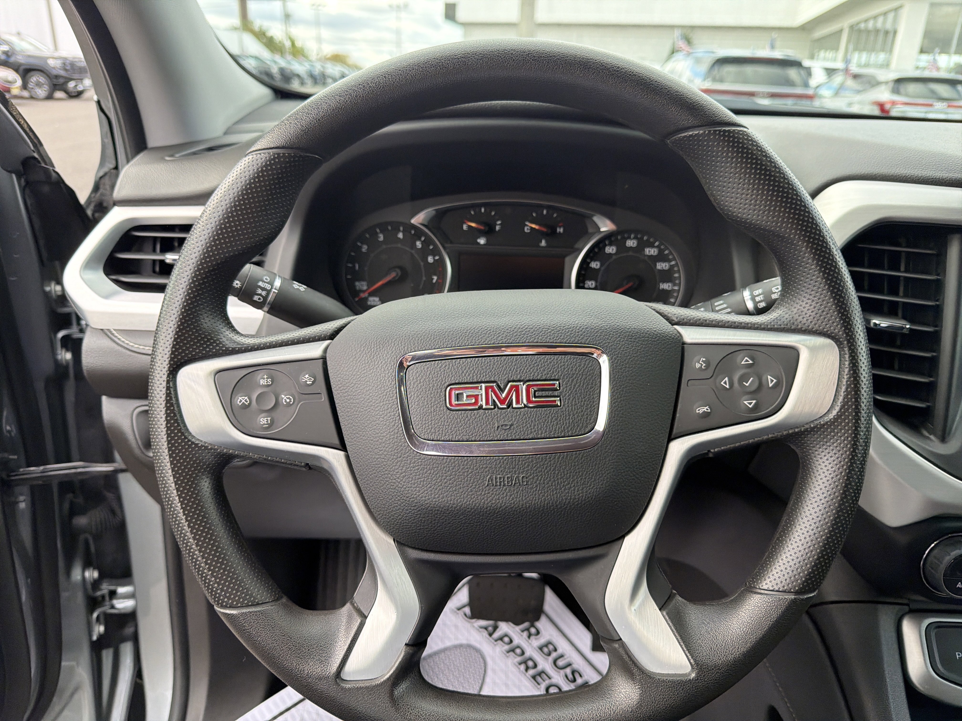 Certified 2023 GMC Acadia SLE image 12