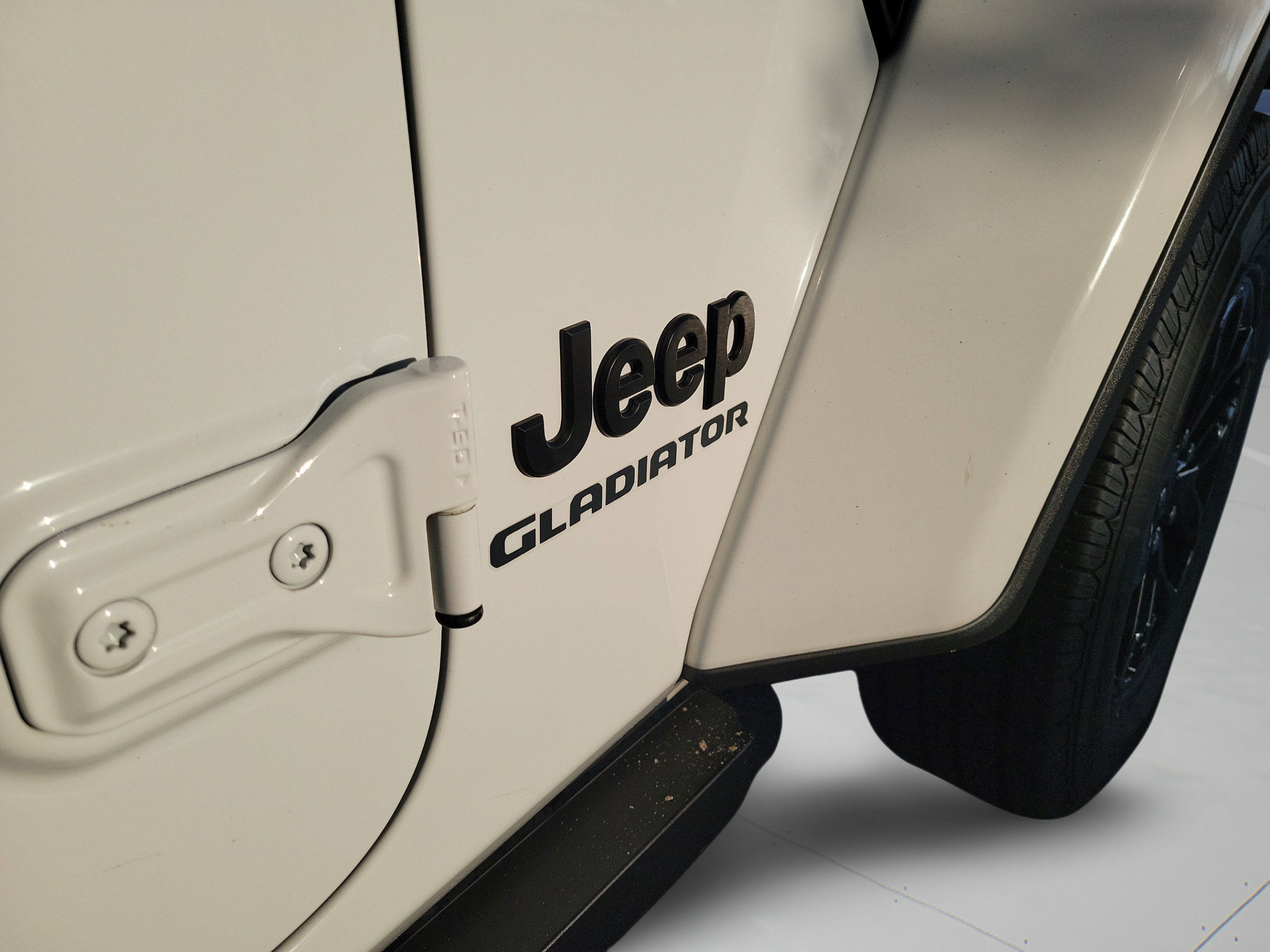 Used 2021 Jeep Gladiator Sport AWD/4WD image 34