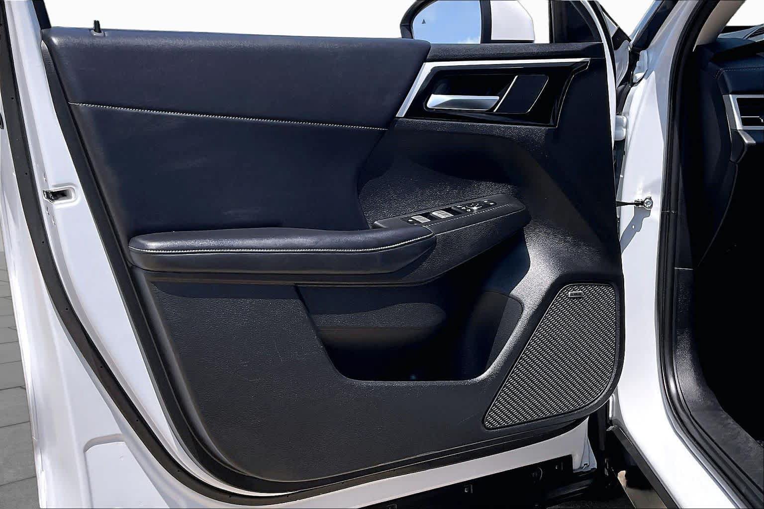 Used 2025 Mitsubishi Outlander SE AWD/4WD image 20