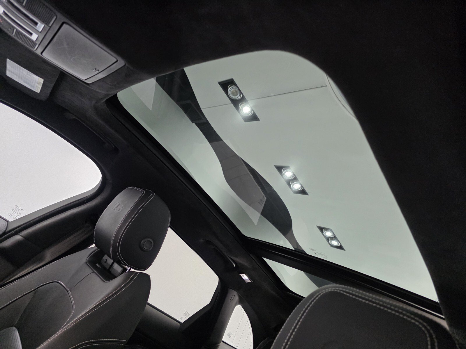 Certified 2020 Jaguar F-PACE S AWD/4WD image 9