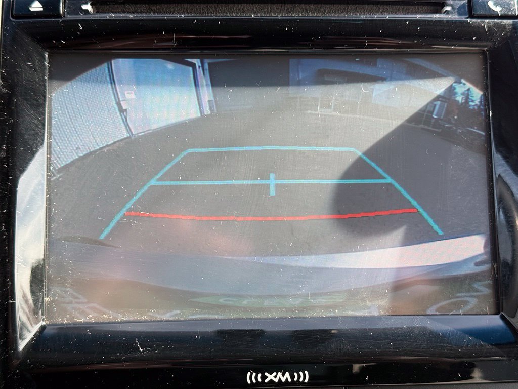 Used 2016 Toyota Camry XLE w/ Moonroof Package FWD image 30