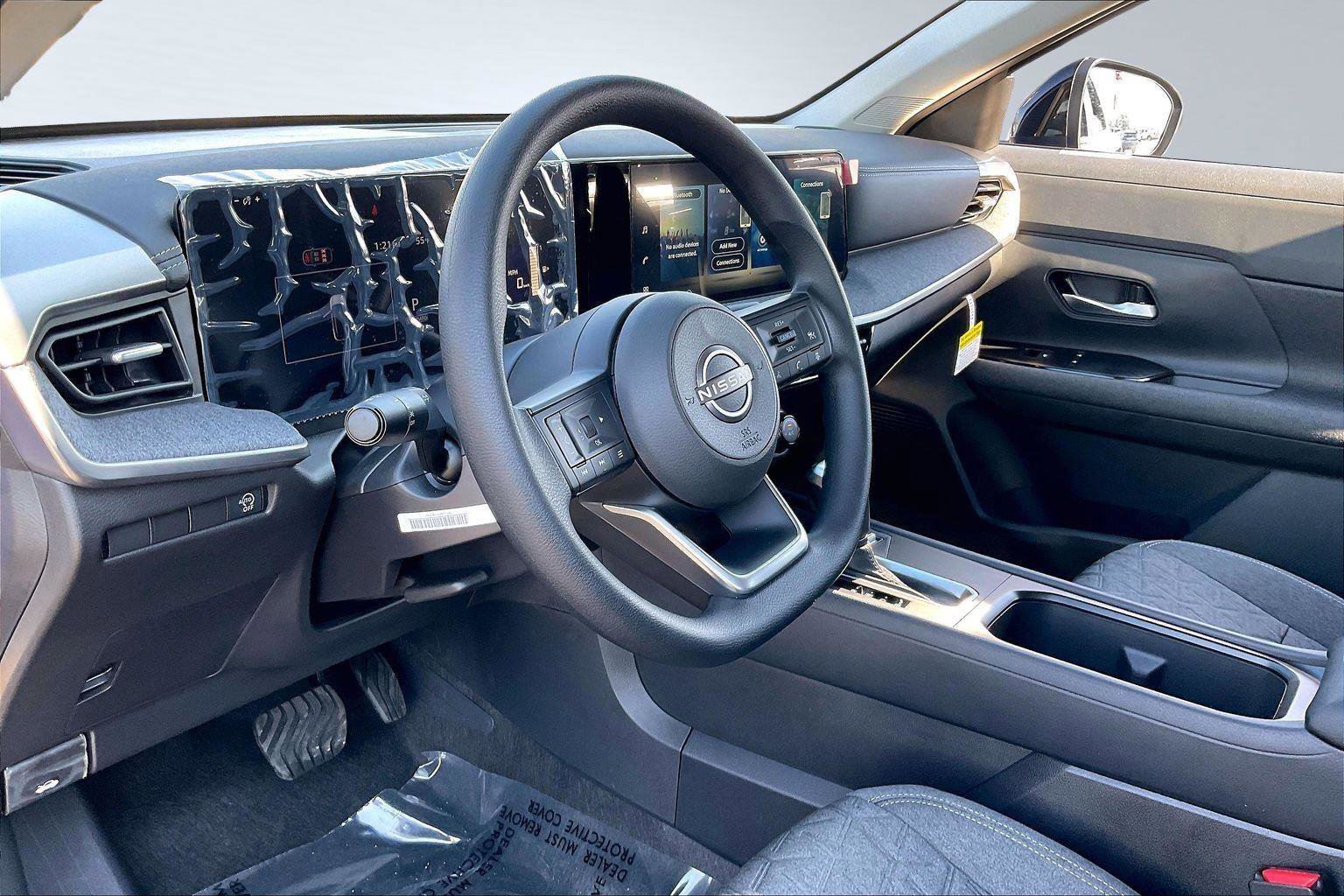 New 2026 Nissan Kicks SV w/ SV Premium Package FWD image 7