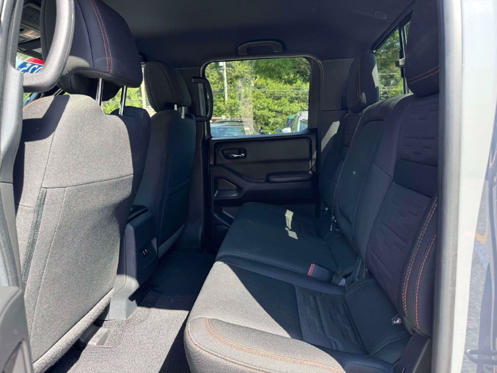 Certified 2025 Nissan Frontier PRO-4X AWD/4WD image 12