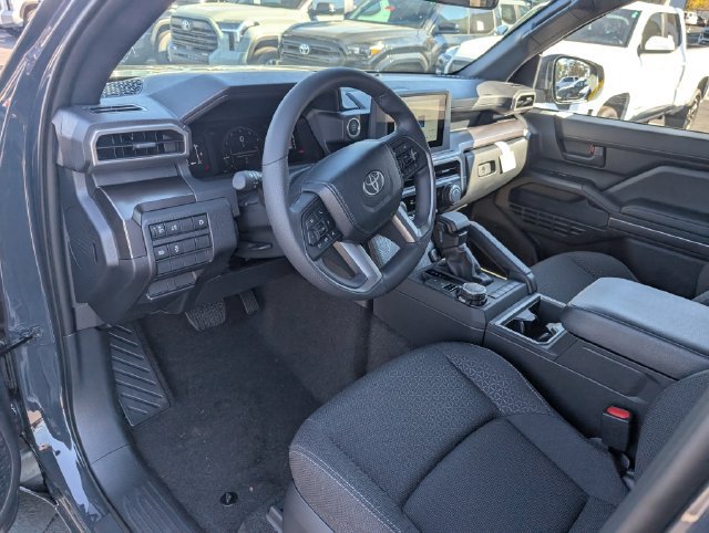New 2026 Toyota 4Runner SR5 AWD/4WD image 13