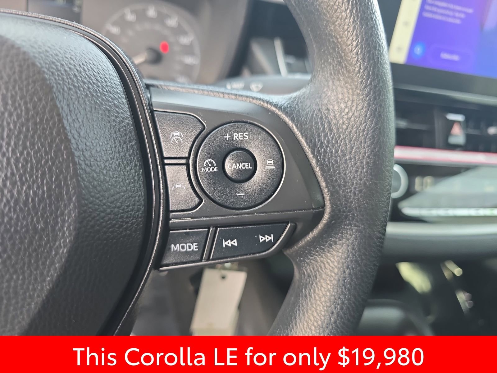 Used 2024 Toyota Corolla LE image 23