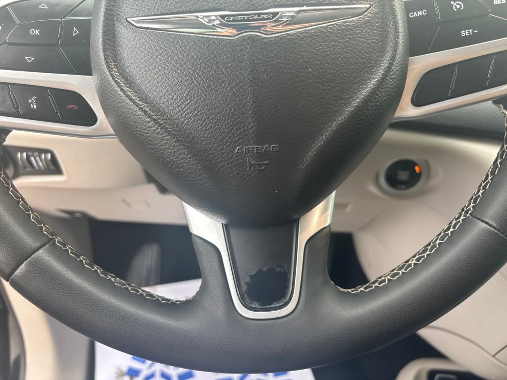 Used 2024 Chrysler Voyager LX FWD image 38