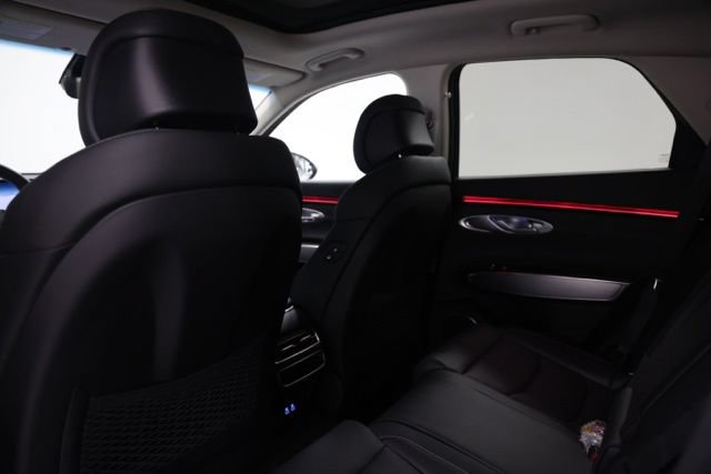 New 2026 Genesis GV70 2.5T Select AWD/4WD image 35