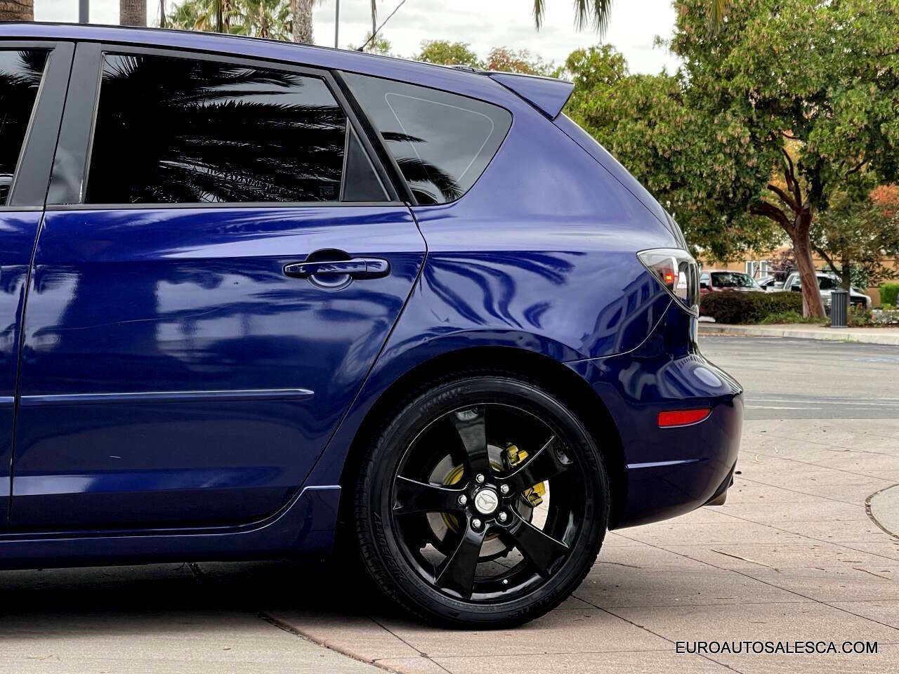 Used 2004 MAZDA MAZDA3 s image 10