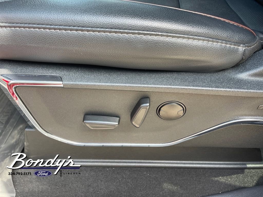Used 2024 Ford F250 Lariat w/ Sport Appearance Package image 9