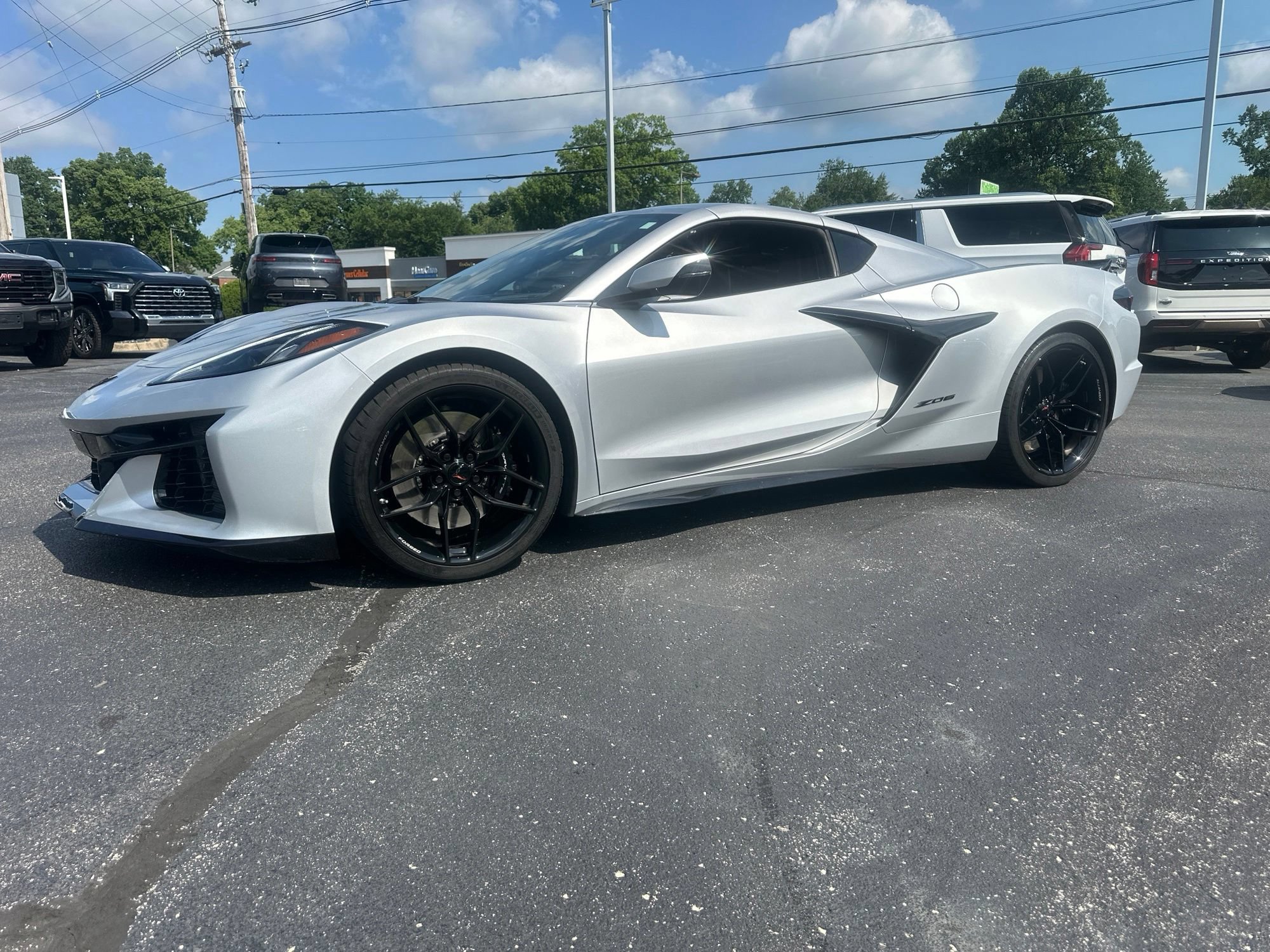 Used 2026 Chevrolet Corvette Z06 RWD image 28