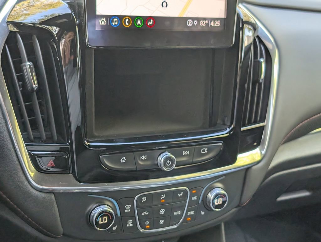 Used 2022 Chevrolet Traverse RS image 35