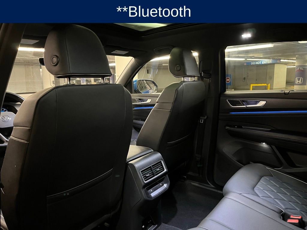 Used 2025 Volkswagen Atlas Cross Sport SEL Premium R-Line image 24