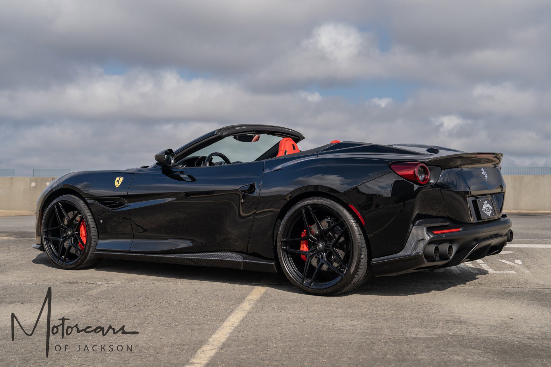 Used 2019 Ferrari Portofino image 9