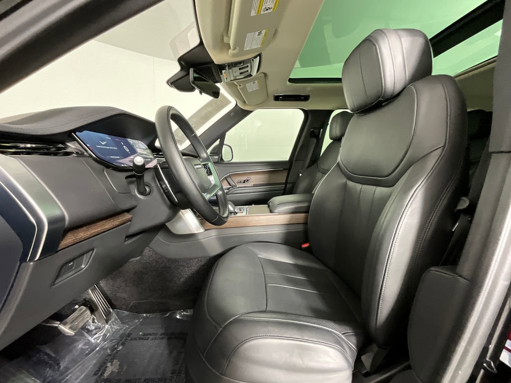 Certified 2023 Land Rover Range Rover SE AWD/4WD image 16
