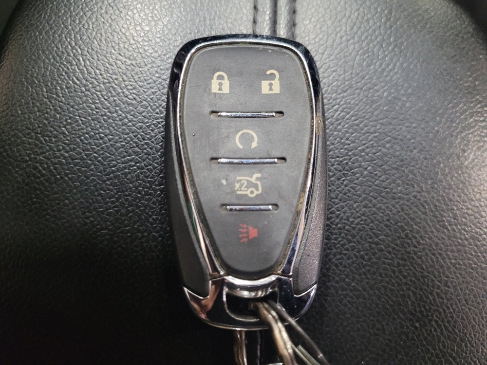 Used 2018 Chevrolet Malibu LT FWD image 32