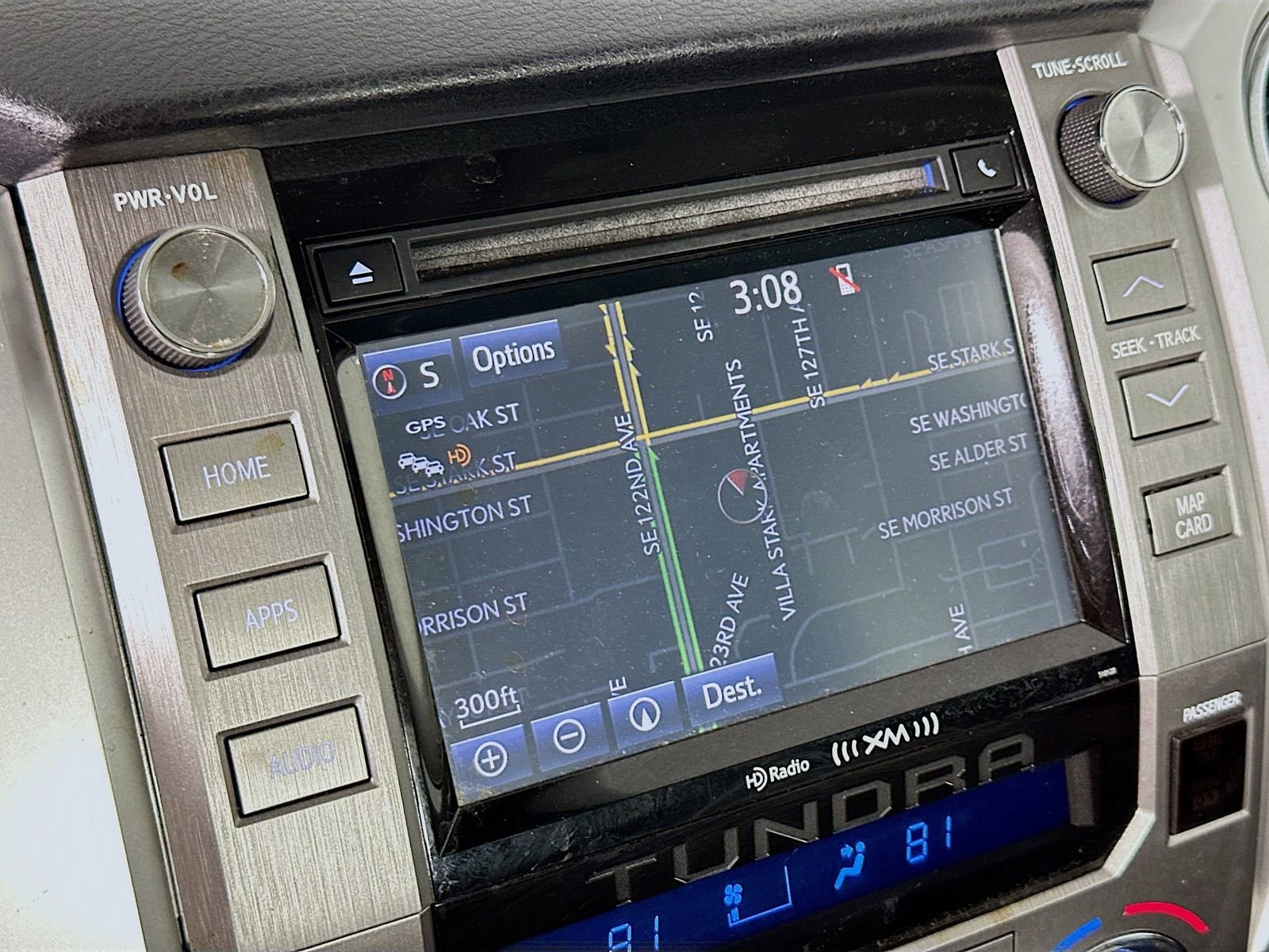 Used 2016 Toyota Tundra Limited w/ Limited Premium Package image 14