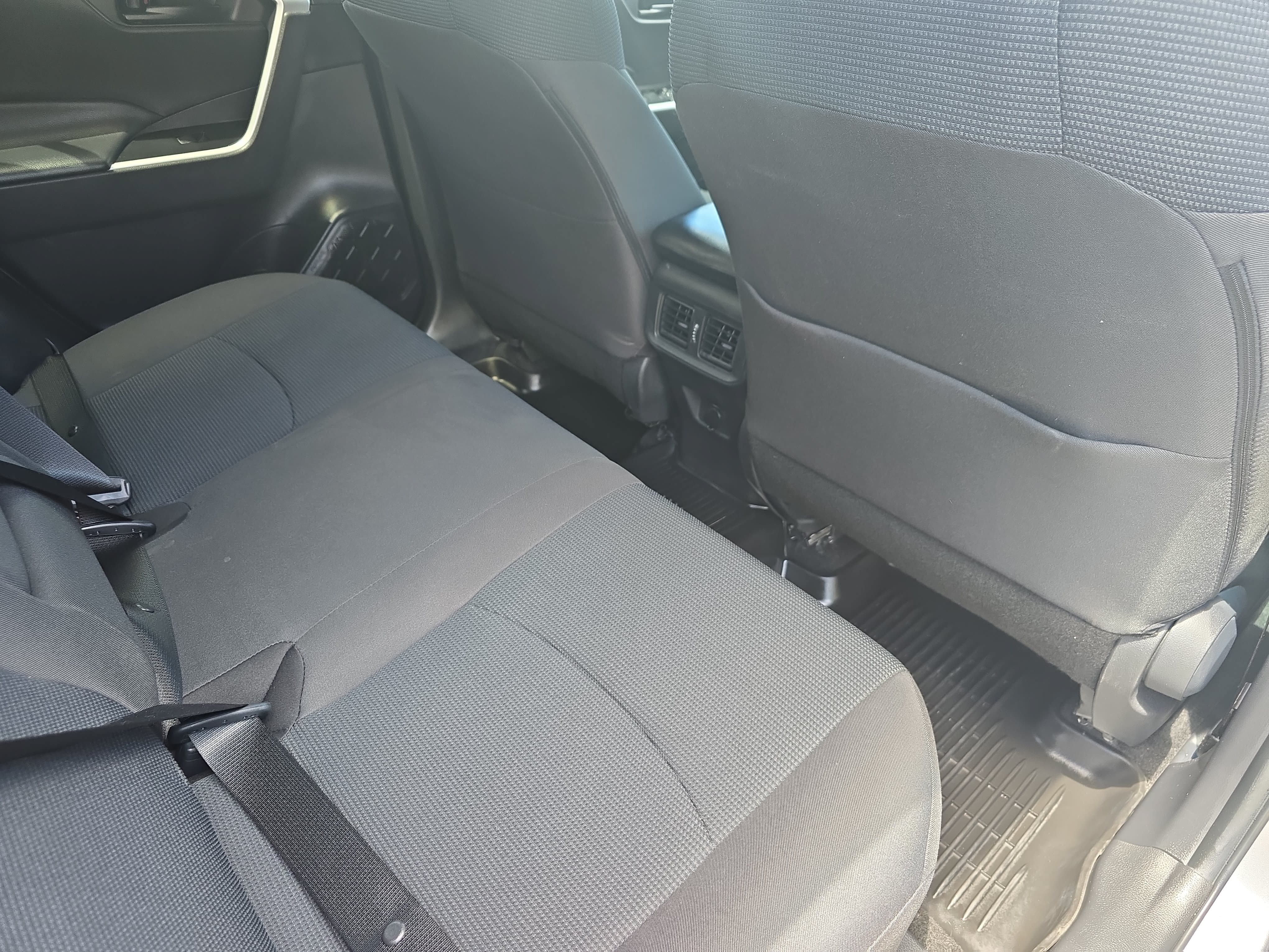 Certified 2023 Toyota RAV4 LE FWD image 11