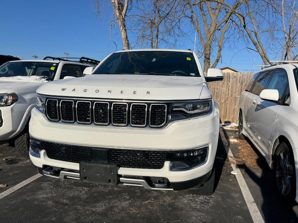 Used 2022 Jeep Wagoneer Series II w/ Convenience Group I image 2
