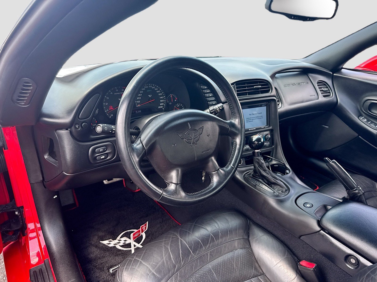Used 1998 Chevrolet Corvette Coupe w/ Memory Pkg RWD image 9