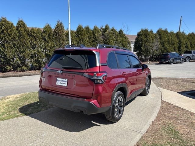 Used 2025 Subaru Forester Premium AWD/4WD image 4