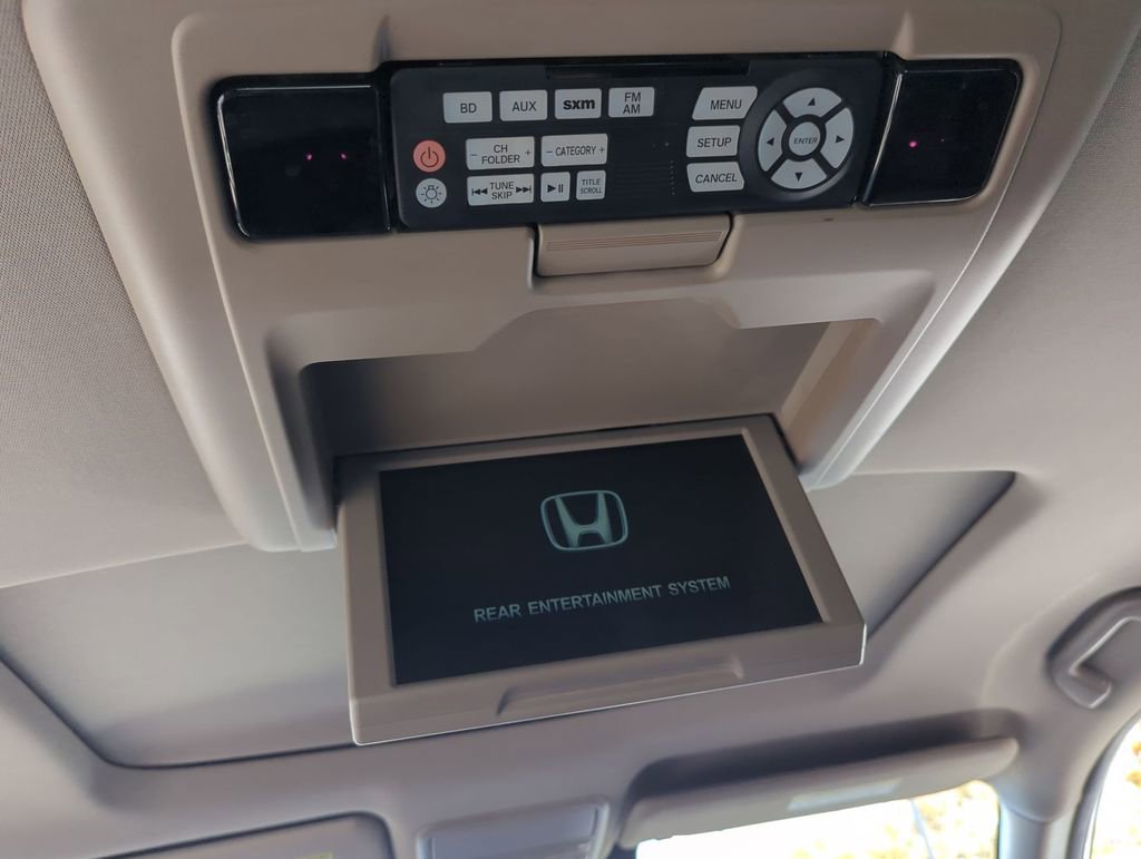 Used 2016 Honda Pilot Touring image 34