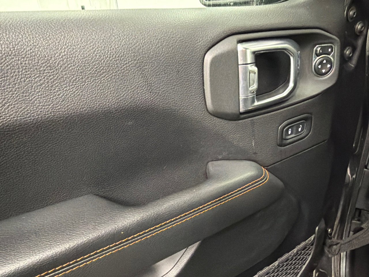 Used 2021 Jeep Gladiator Mojave image 33