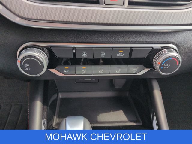 Used 2024 Nissan Altima 2.5 SR AWD/4WD image 17