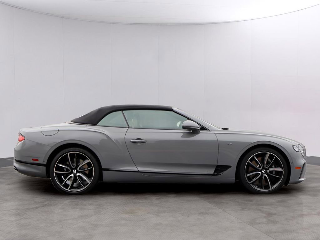 Used 2022 Bentley Continental GT AWD/4WD image 4