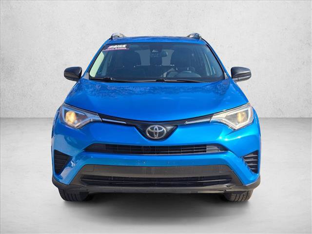Used 2018 Toyota RAV4 LE video 2
