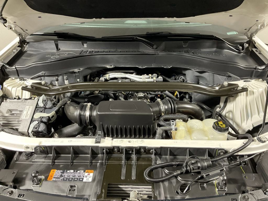 Used 2021 Ford Explorer ST w/ ST Street Pack image 9