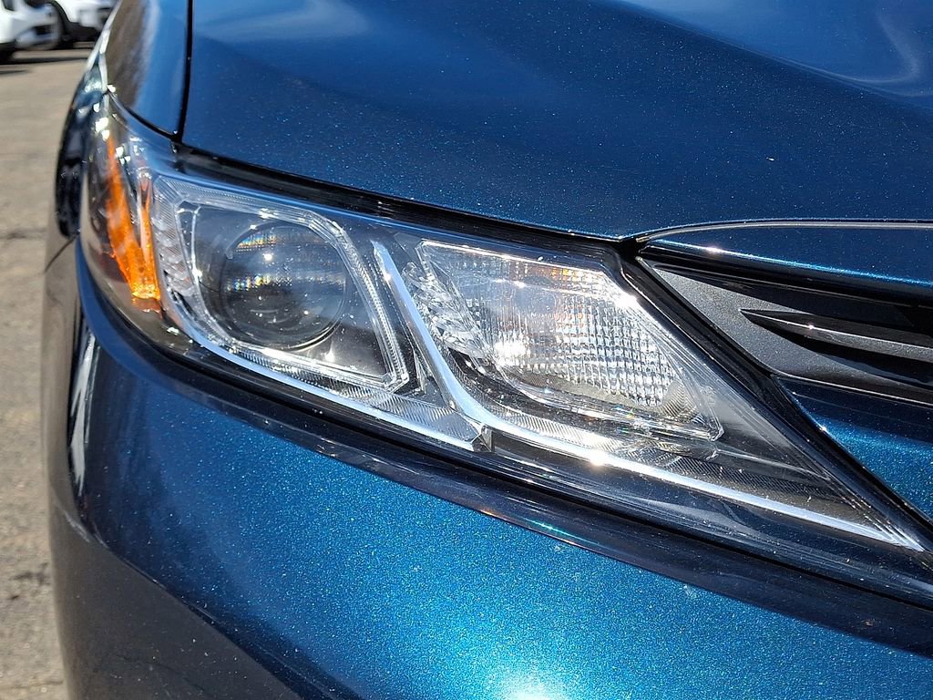 Used 2019 Toyota Camry LE FWD image 9