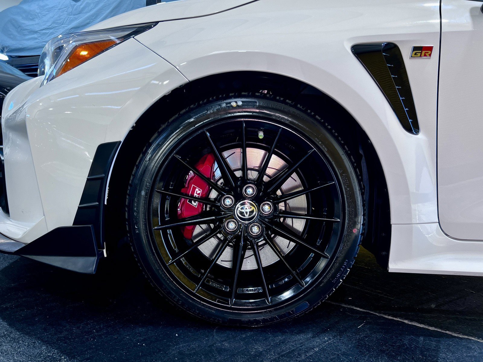 Used 2023 Toyota Corolla Core w/ Performance Package image 25