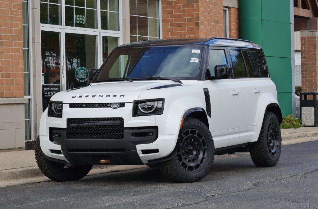 New 2026 Land Rover Defender 110 OCTA AWD/4WD image 1