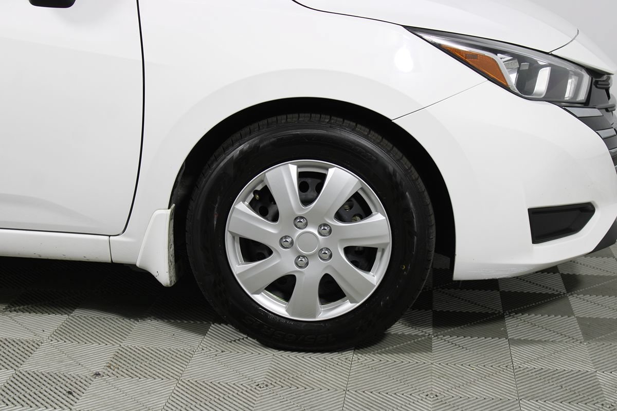 Used 2024 Nissan Versa S w/ Trunk Package FWD image 8